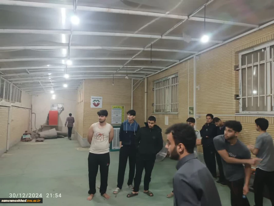 مسابقات دارت دانشجویان خوابگاه